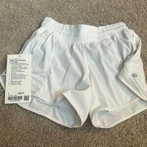 Lululemon 4” white hotty hots